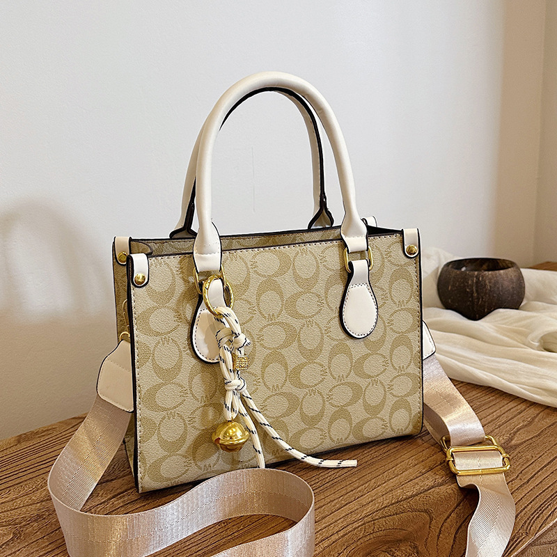 Kadın Retro Vintage Çiçekli To - Women'S Vegan Bags incelemesi ve fiyatı